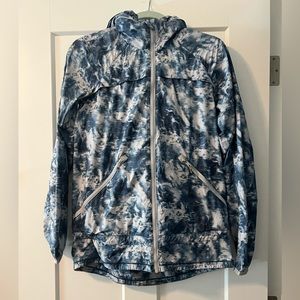 LULULEMON Lightweight Blue Jacket Size 4
